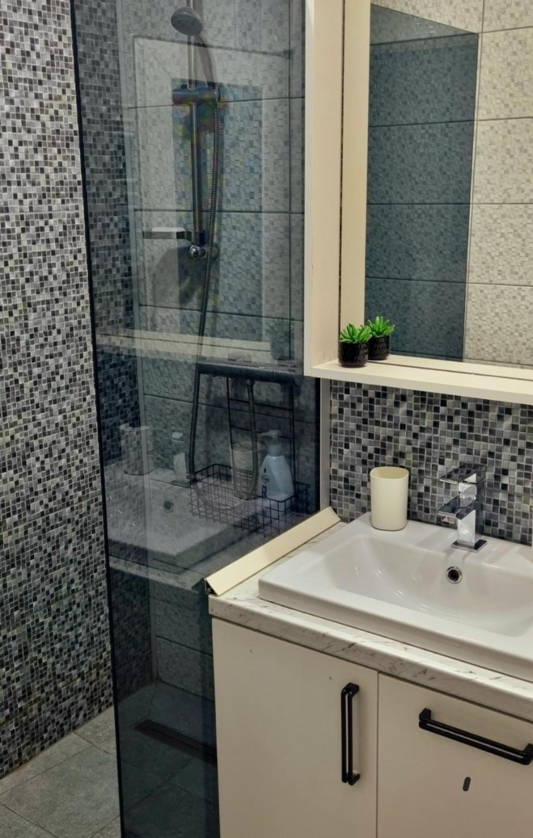 Ptm One Apartman Bukarest Kültér fotó